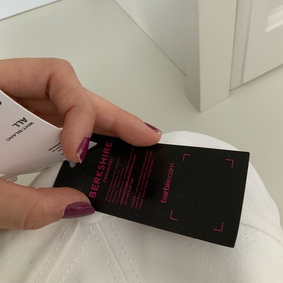 URBAN OUTFITTERS X BARBIE White Pink Adult Snap Back Cap Hat Flat Brim BRAND NEW - Picture 11 of 11